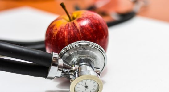 Apple, manzana, health — The Convenience of Online TRT for Managing Long-Term Hormonal Health
